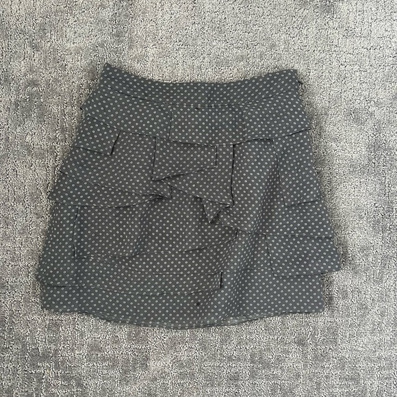 Club Monaco Dainty Floral Print Ruffle Gray Mini Skirt - Picture 1 of 5